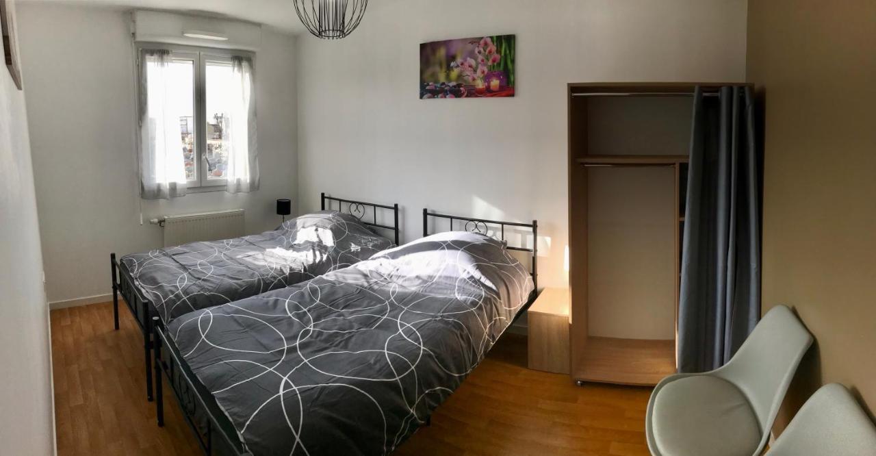 Agreable Maison Proche Gare Avec Parking Gratuit Le Mans Zewnętrze zdjęcie