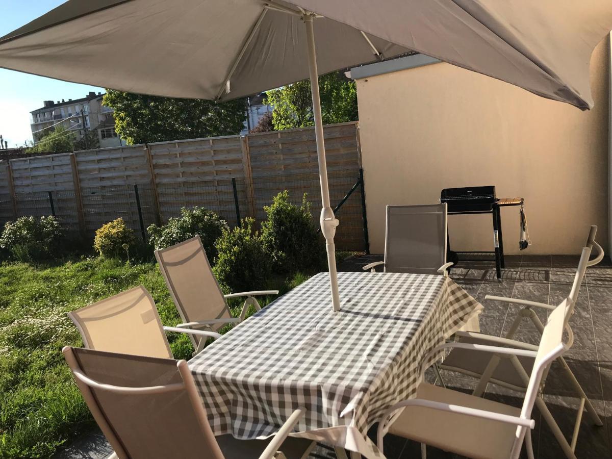 Agreable Maison Proche Gare Avec Parking Gratuit Le Mans Zewnętrze zdjęcie